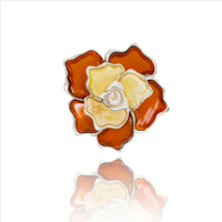 Zawieszka srebrna z Bursztynem Kwiat