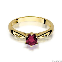 Pierścionek w żółtym złocie próby 585 model T-74 rubin 0,60ct i brylanty