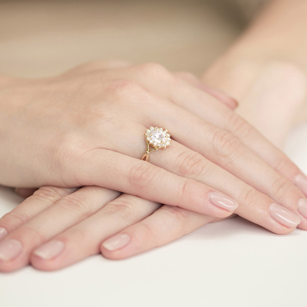 Pierścionek z żółtego złota Diament Laboratoryjny  T-00182 0,70ct