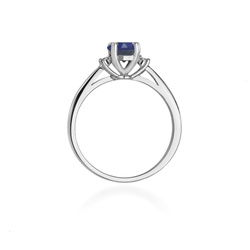 Pierścionek w białym złocie próby 585 model T-17 szafir 0,50ct i brylanty 0,06