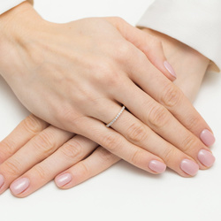 Pierścionek złoty próby 0,585 z brylantami t-0635 