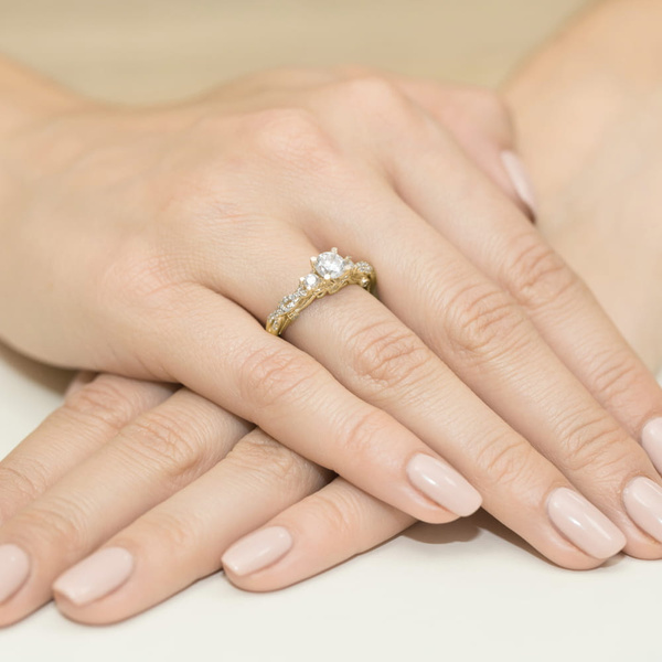 Pierścionek z żółtego złota Diament Laboratoryjny  T-0023 0,50ct