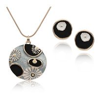 Biżuteria Yvon Naszyjnik i Kolczyki