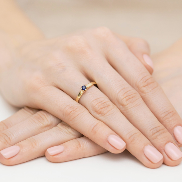 Pierścionek złoty 585 t-222 szafir